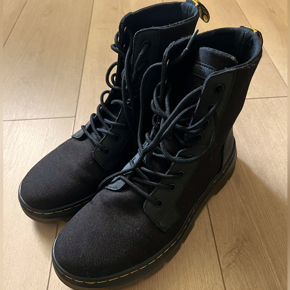 Dr. Marten’s Combs Poly Boot 10M